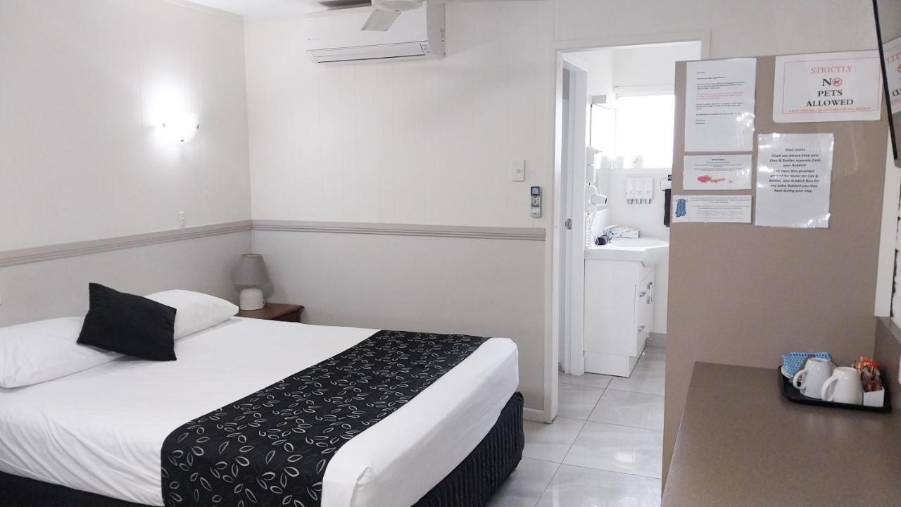 Miners Lodge Motor Inn Маккай Экстерьер фото